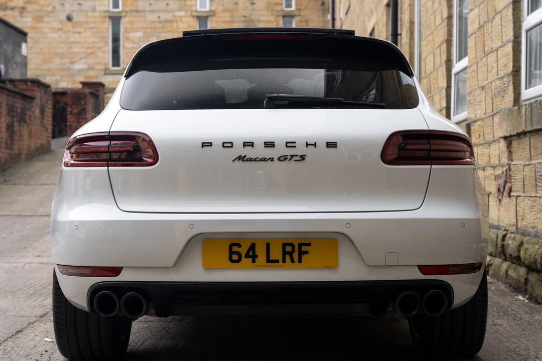 2016 Porsche Macan GTS - Image 16 of 31