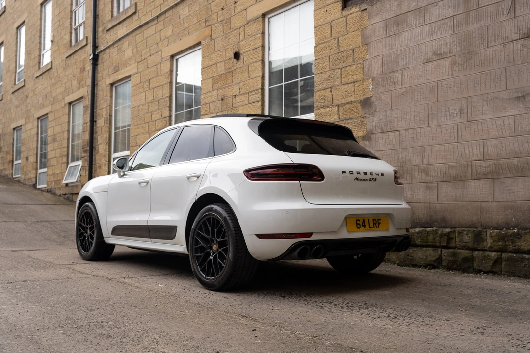 2016 Porsche Macan GTS - Image 8 of 31