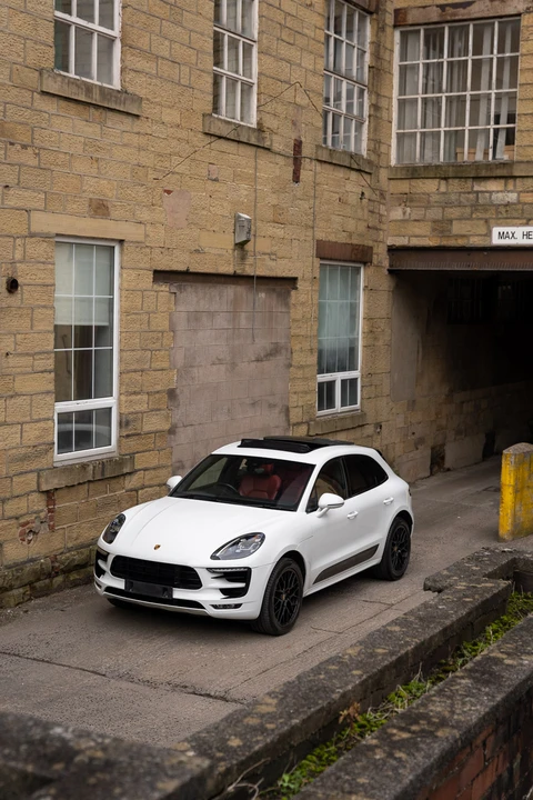 2016 Porsche Macan GTS - Image 23 of 31