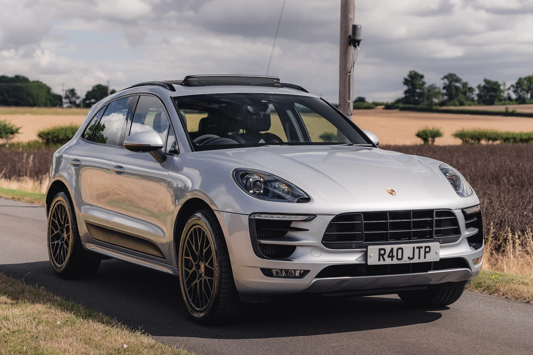 2016 Porsche Macan GTS - Image 2 of 31