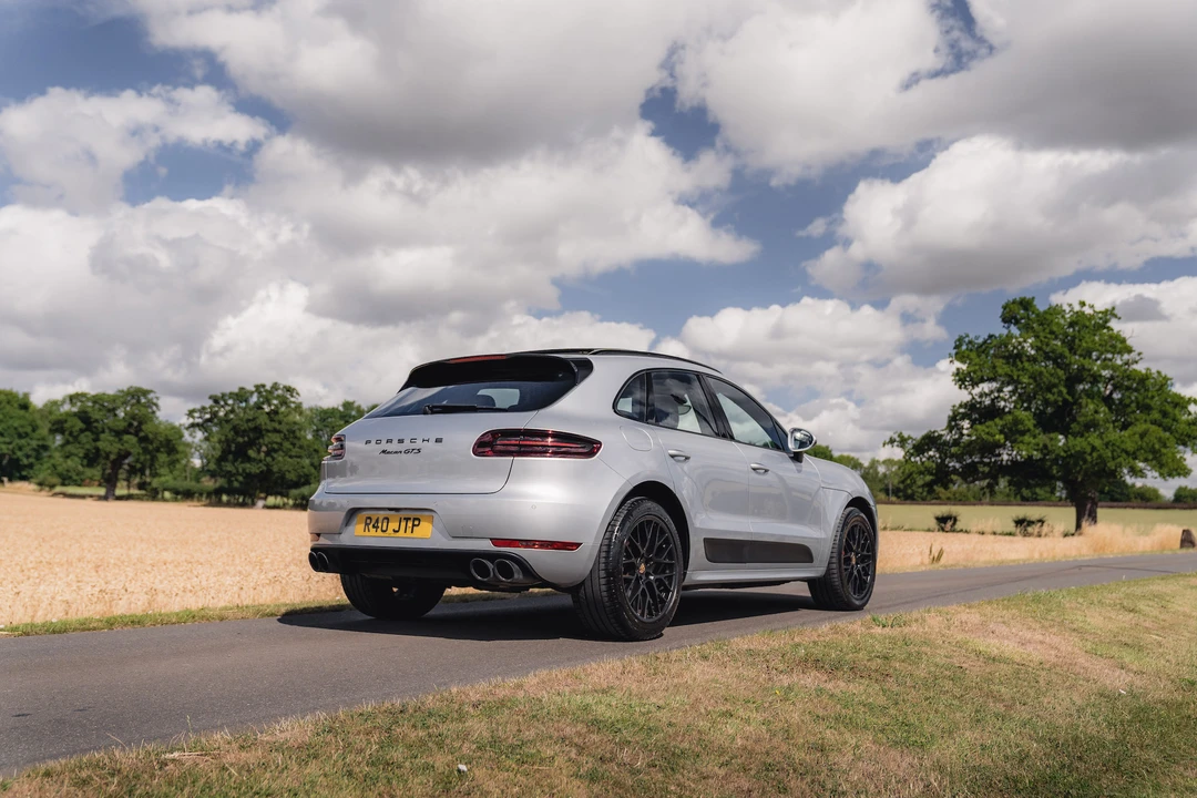 2016 Porsche Macan GTS - Image 8 of 31