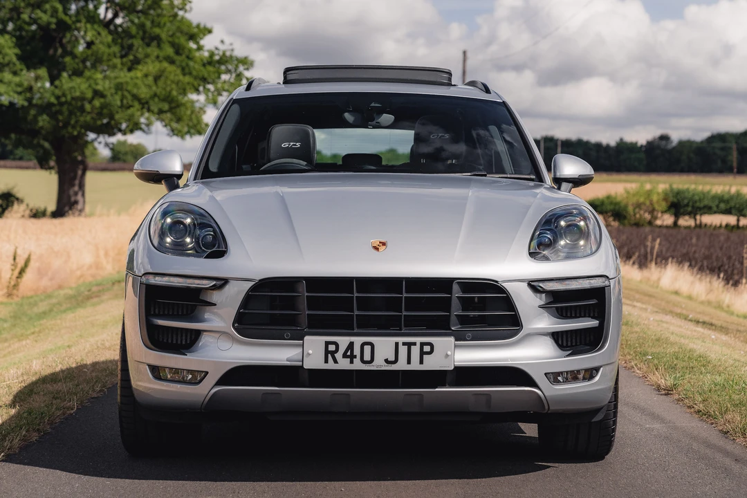 2016 Porsche Macan GTS - Image 11 of 31
