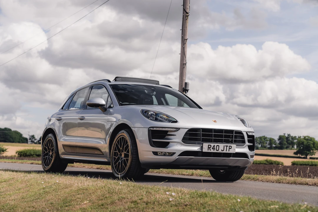 2016 Porsche Macan GTS - Image 16 of 31