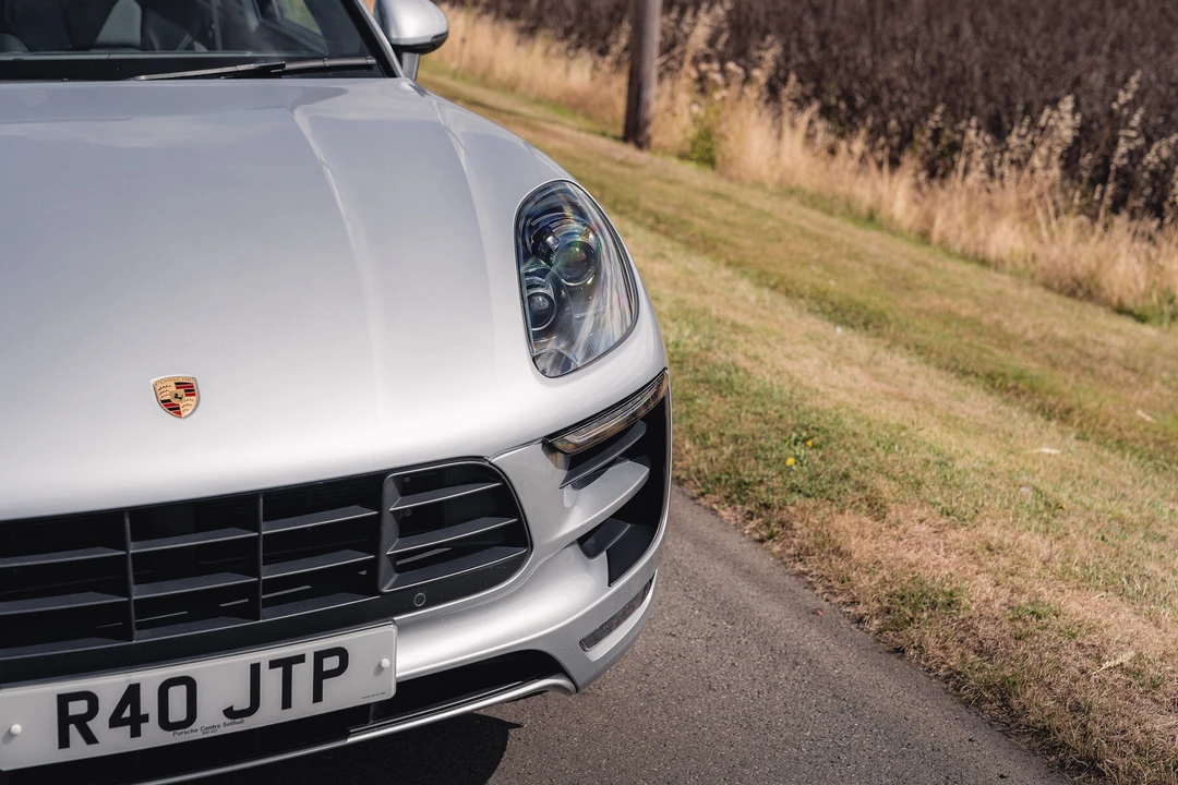 2016 Porsche Macan GTS - Image 25 of 31