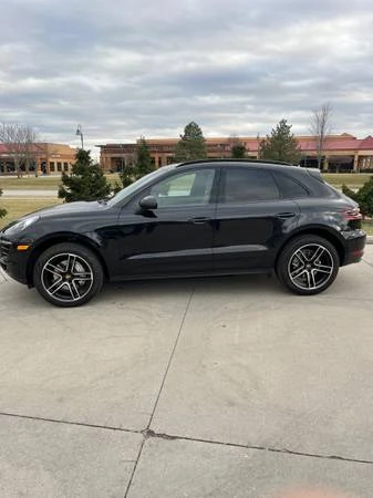 2016 Porsche Macan S - Image 2 of 21