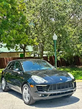 2016 Porsche Macan Sport