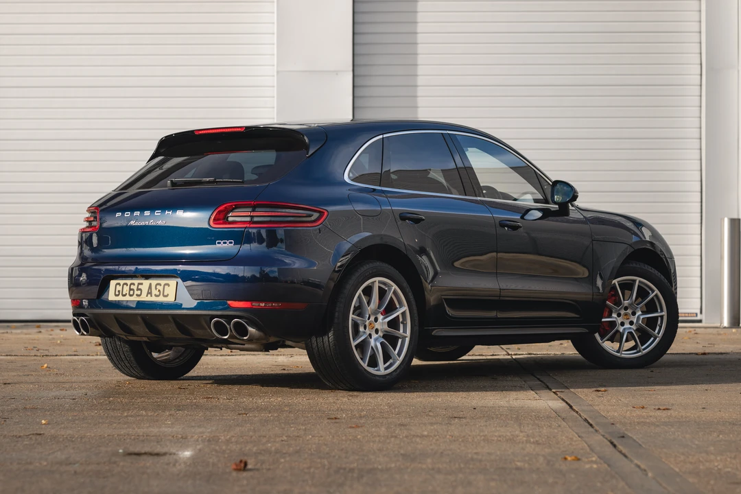 2016 Porsche Macan Turbo - Image 6 of 31