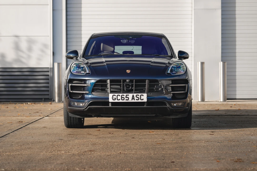 2016 Porsche Macan Turbo - Image 3 of 31
