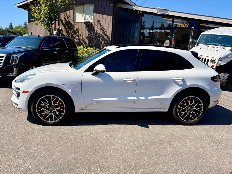 2016 Porsche Macan Turbo - Image 2 of 9