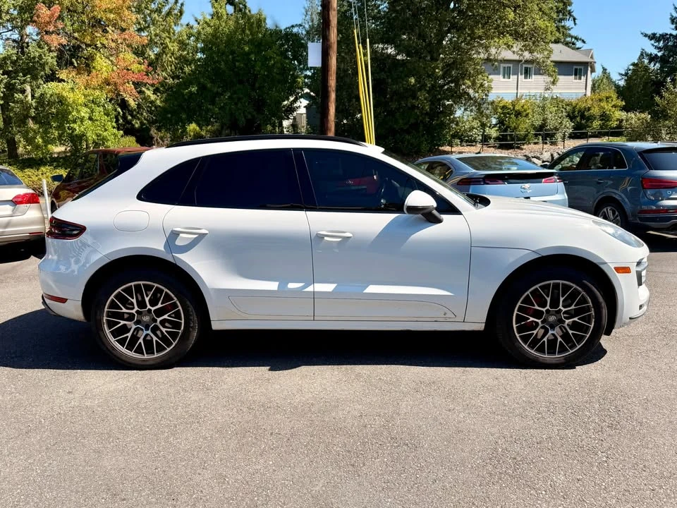 2016 Porsche Macan Turbo - Image 6 of 9