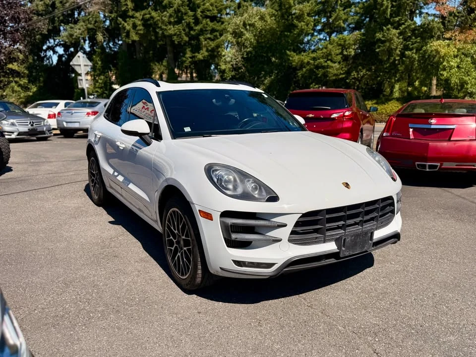 2016 Porsche Macan Turbo - Image 7 of 9