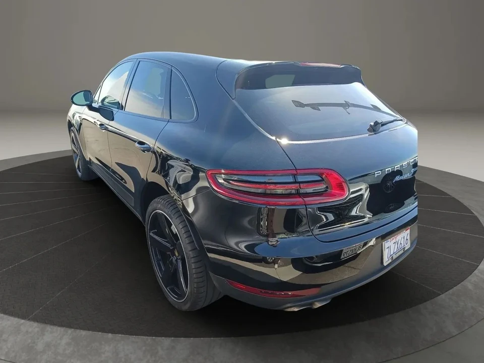 2016 Porsche Macan - Image 4 of 12