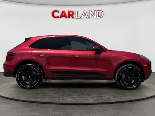 2016 Porsche Macan - Image 7 of 31