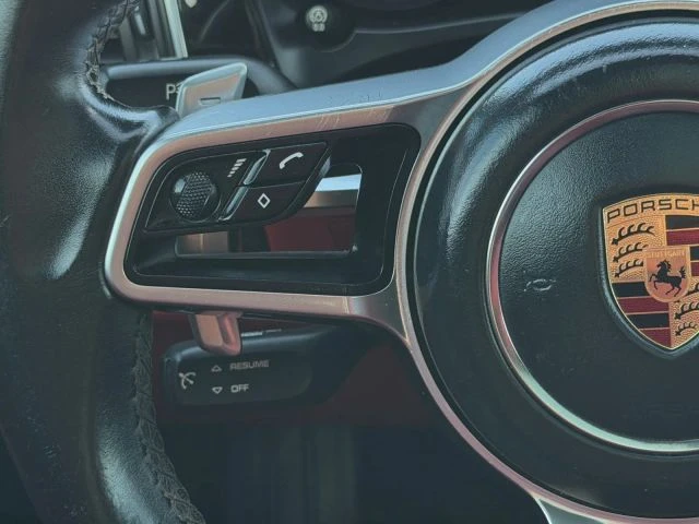 2016 Porsche Macan - Image 28 of 31