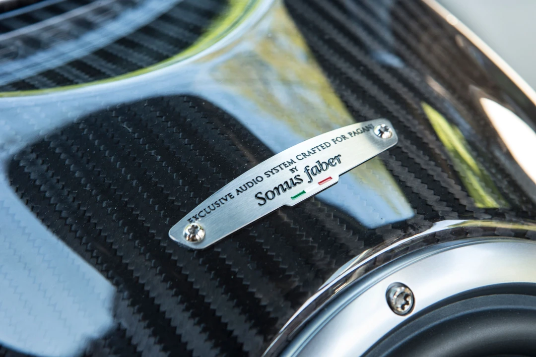 2016 Pagani Huayra - Image 23 of 31