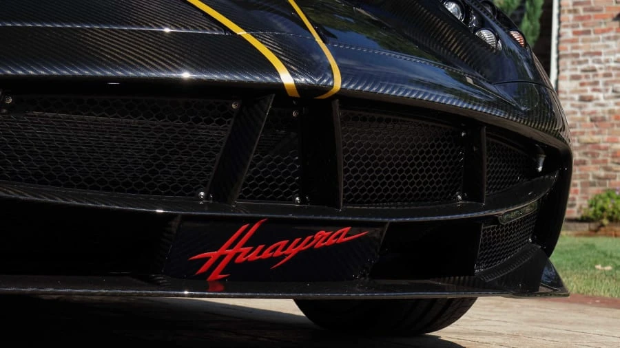 2016 Pagani Huayra - Image 9 of 27