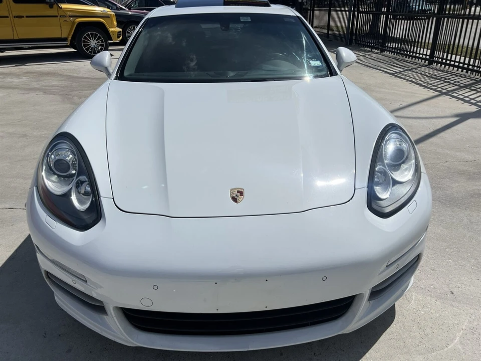 2016 Porsche 970 Panamera - Image 2 of 21