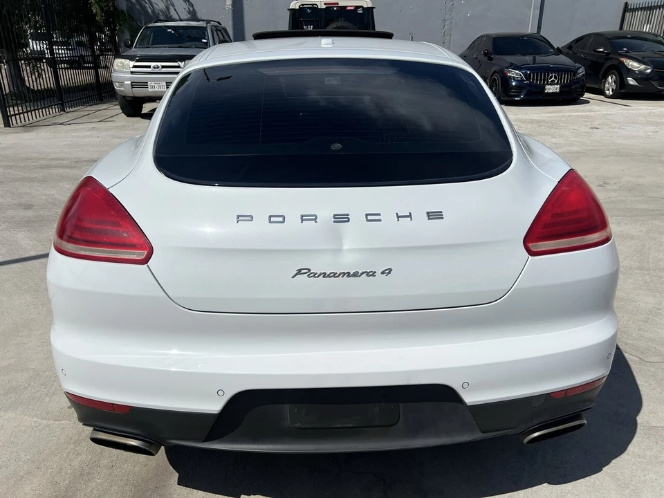 2016 Porsche 970 Panamera - Image 6 of 21