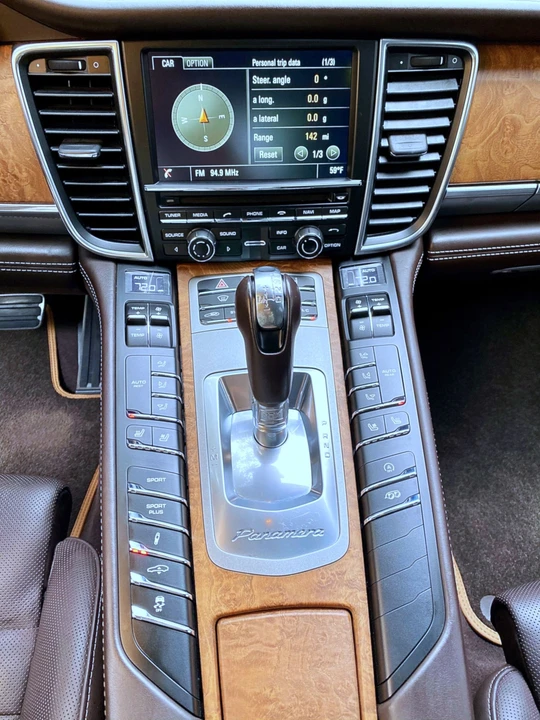 2016 Porsche 970 Panamera Turbo - Image 9 of 12