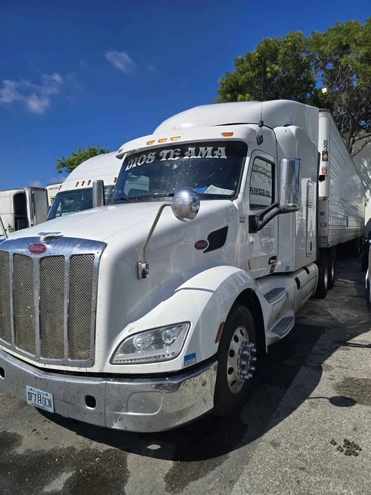 2016 Peterbilt 389 - Image 7 of 12