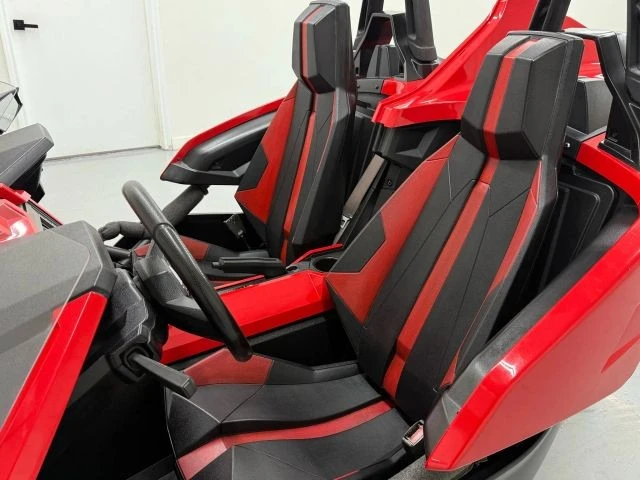 2016 Polaris Slingshot - Image 14 of 21
