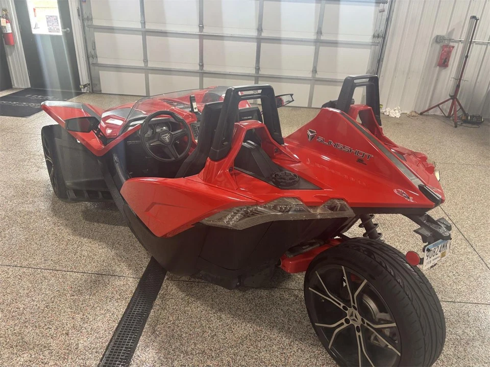 2016 Polaris Slingshot - Image 6 of 17