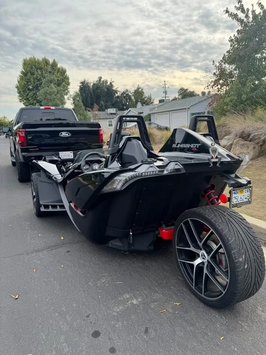 2016 Polaris Slingshot - Image 3 of 6