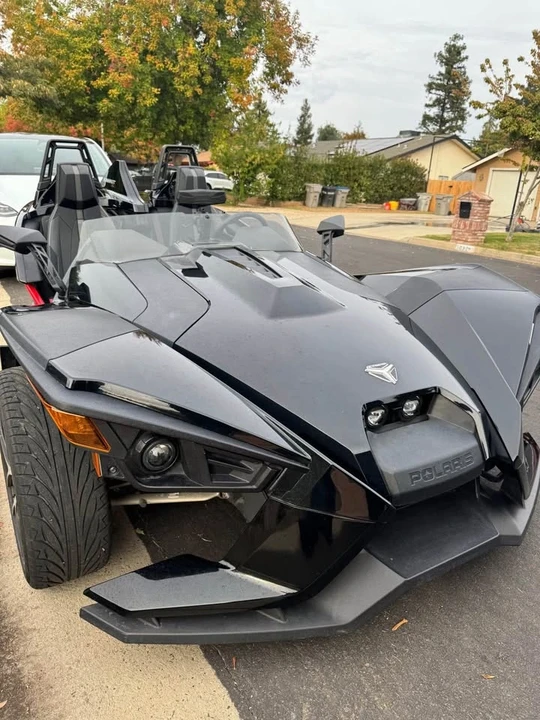 2016 Polaris Slingshot - Image 2 of 6