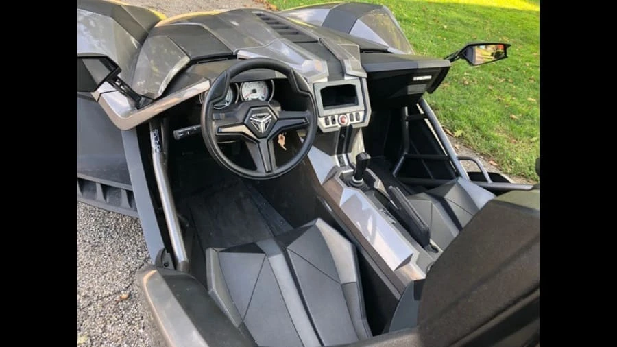 2016 Polaris Slingshot - Image 4 of 10