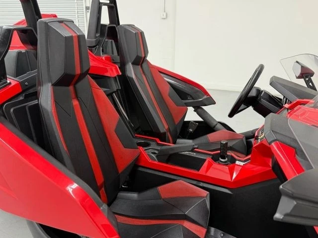 2016 Polaris Slingshot - Image 18 of 21