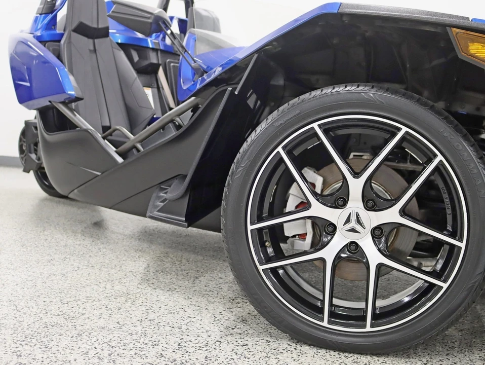 2016 Polaris Slingshot - Image 4 of 12