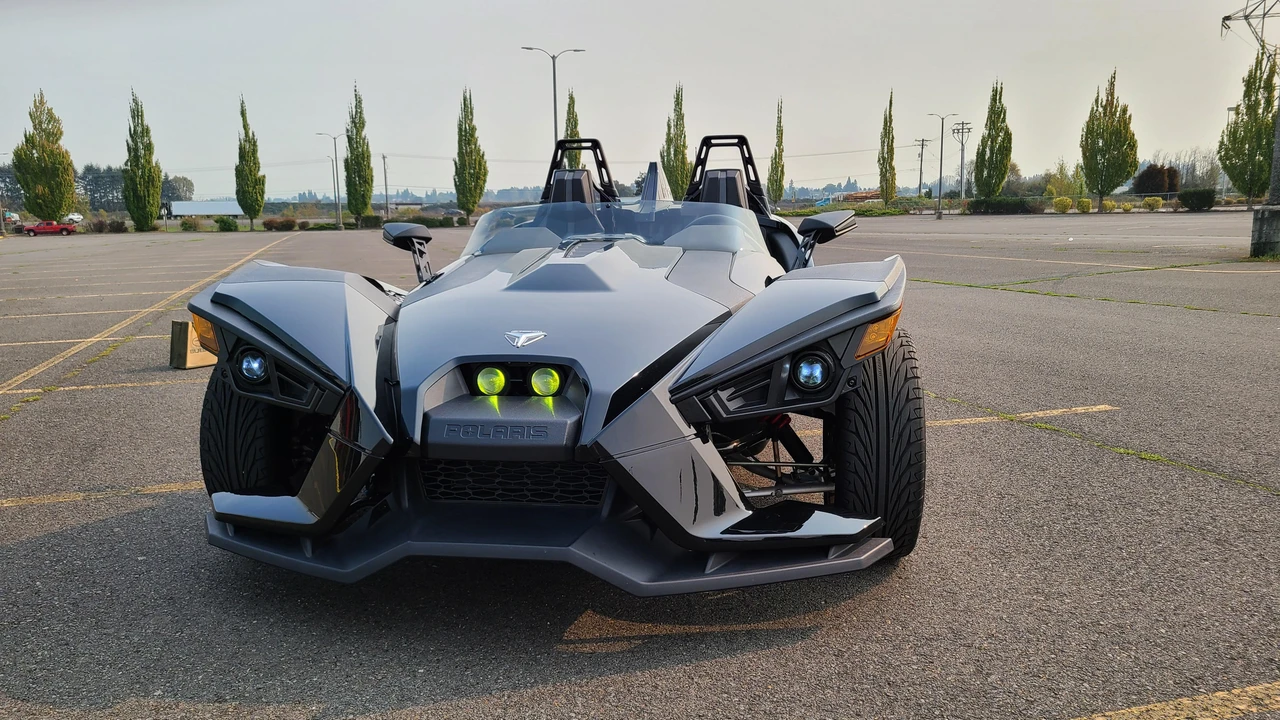 2016 Polaris Slingshot - Image 8 of 31