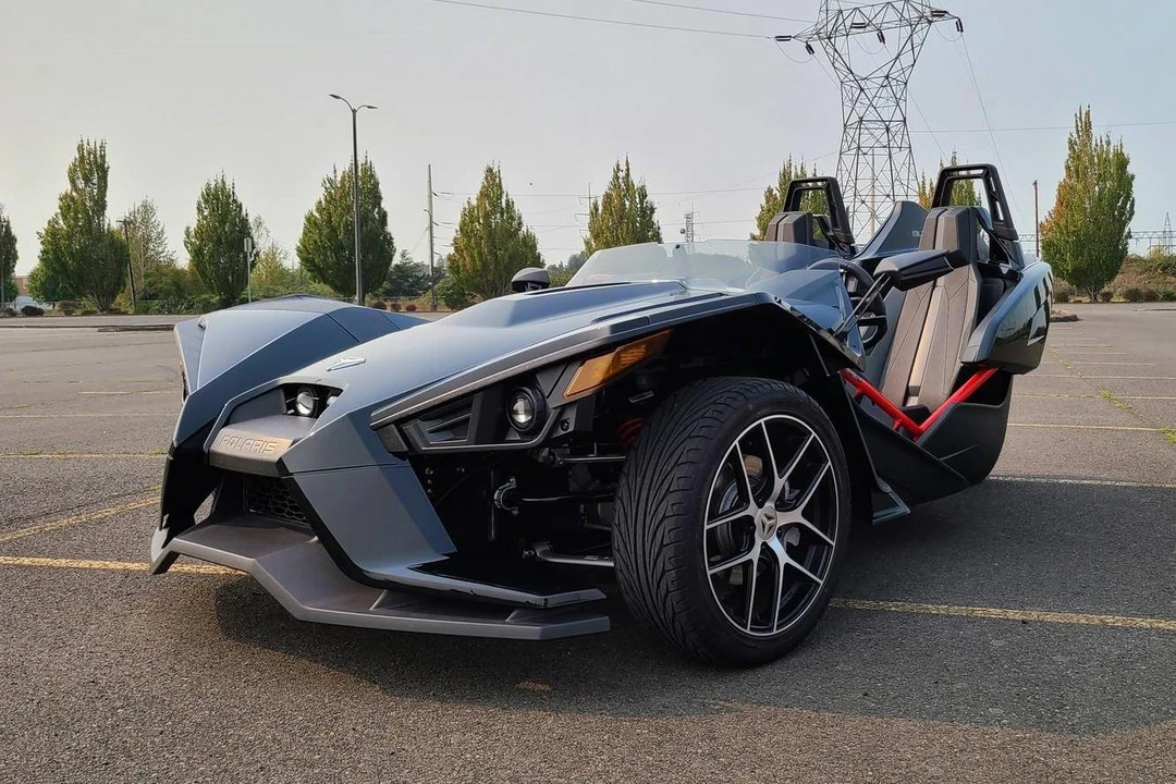 2016 Polaris Slingshot - Image 3 of 31