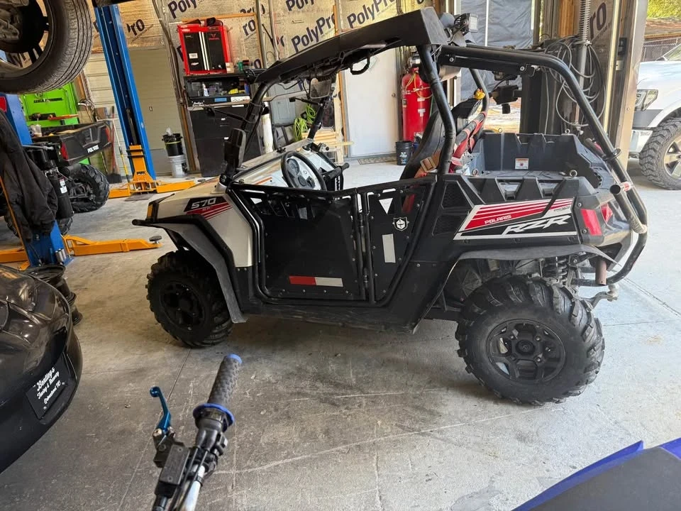 2016 Polaris - Image 2 of 5