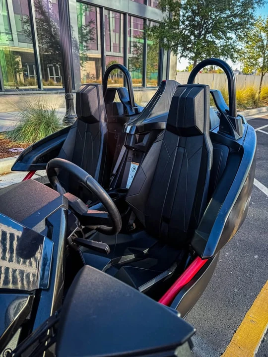 2016 Polaris Slingshot - Image 8 of 8