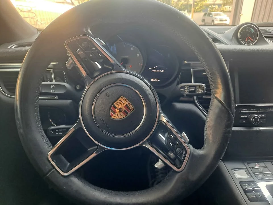 2016 Porsche 958 Cayenne - Image 11 of 11