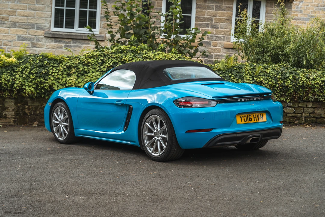 2016 Porsche 718 Boxster - Image 16 of 31
