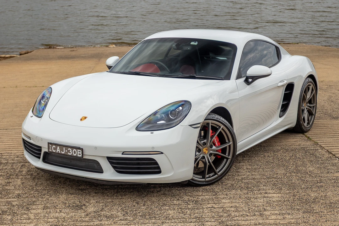 2016 Porsche 718 Cayman S - Image 17 of 31