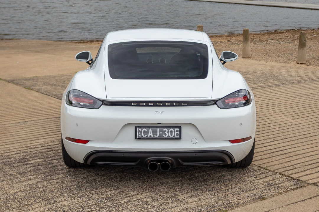 2016 Porsche 718 Cayman S - Image 14 of 31
