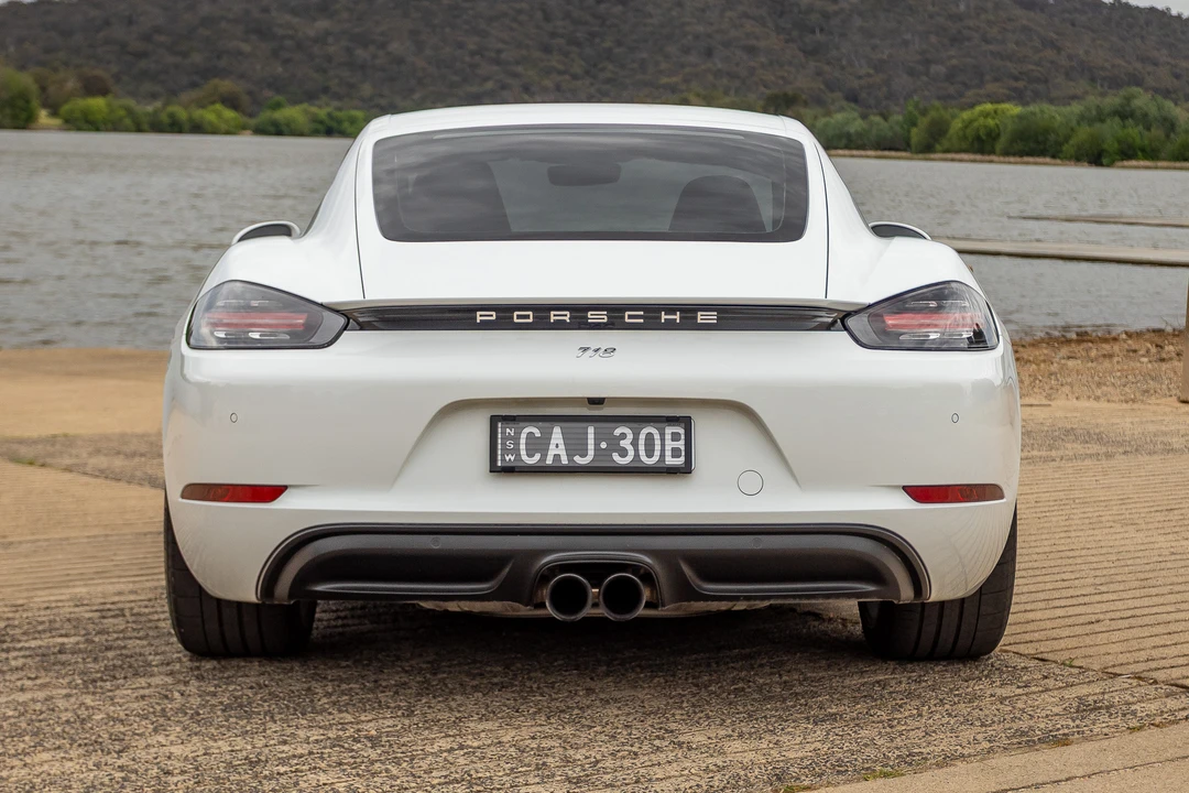 2016 Porsche 718 Cayman S - Image 7 of 31