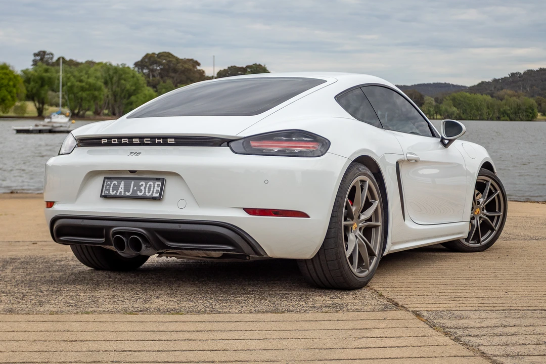 2016 Porsche 718 Cayman S - Image 6 of 31