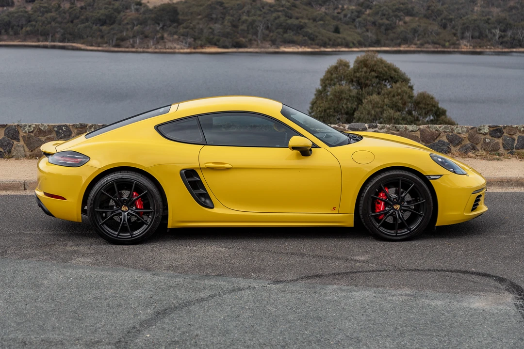 2016 Porsche 718 Cayman S - Image 8 of 31