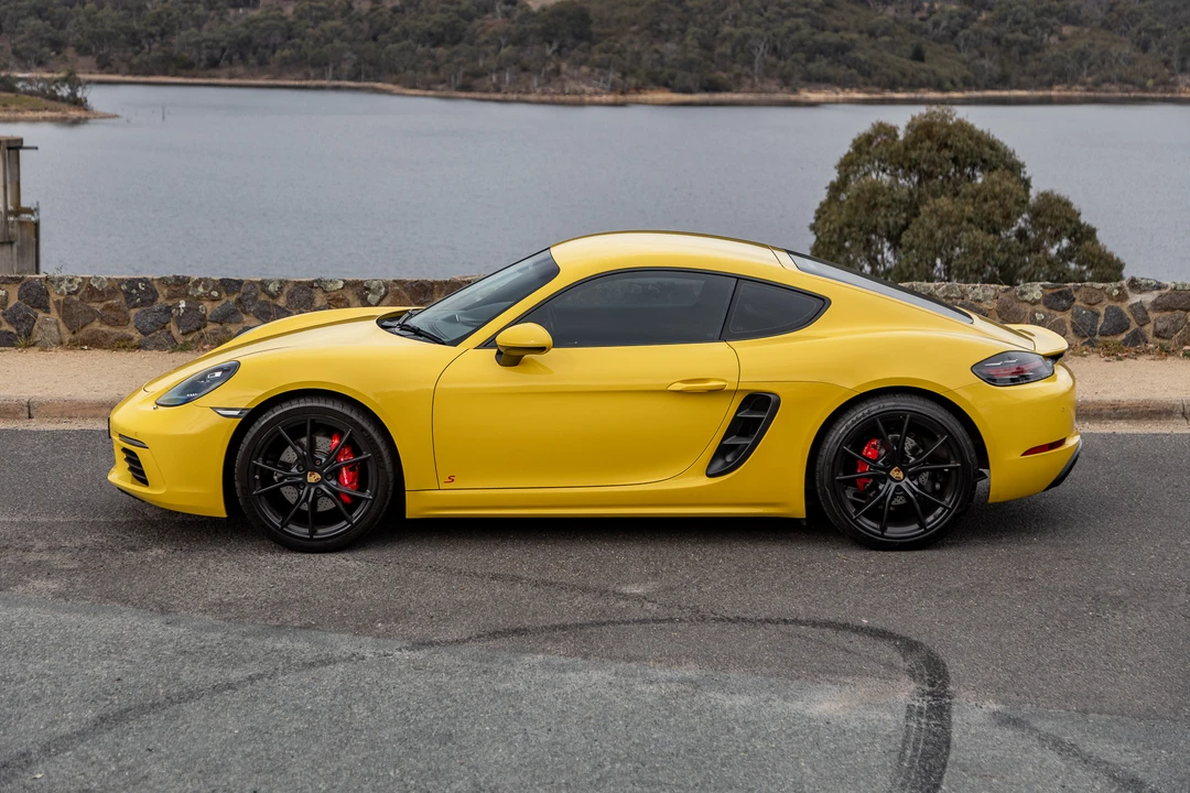 2016 Porsche 718 Cayman S - Image 12 of 31