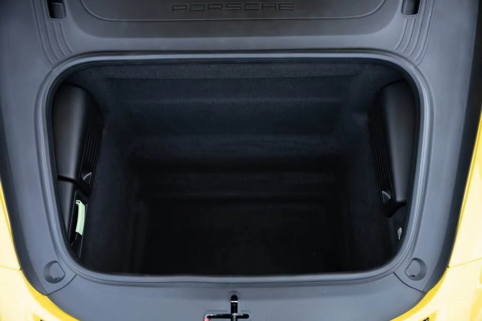 2016 Porsche 981 Cayman GT4 - Image 15 of 19