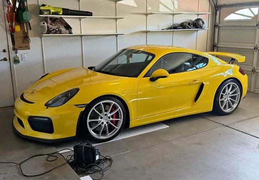 2016 Porsche 718 Cayman GT4 Coupe