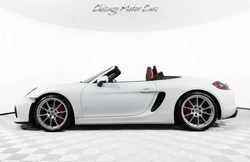 2016 Porsche 718 Boxster Spyder - Image 2 of 11