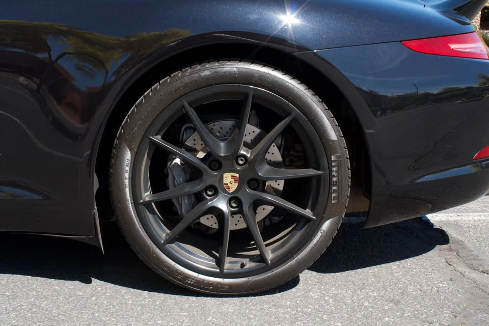 2016 Porsche 991 Carrera - Image 18 of 20