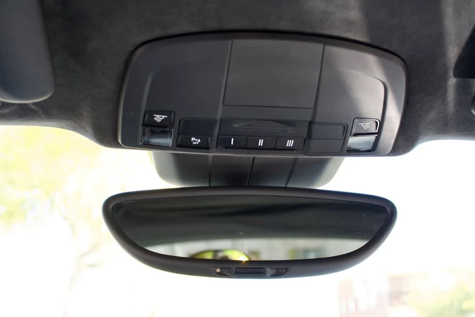 2016 Porsche 991 Carrera - Image 12 of 20