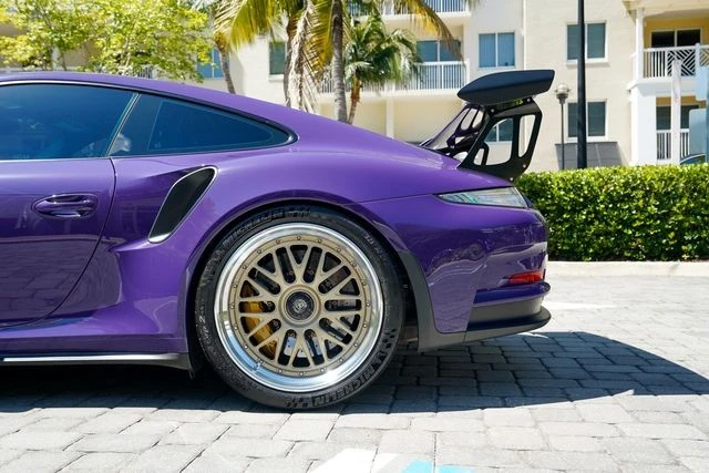 2016 Porsche 991 GT3 RS - Image 17 of 31
