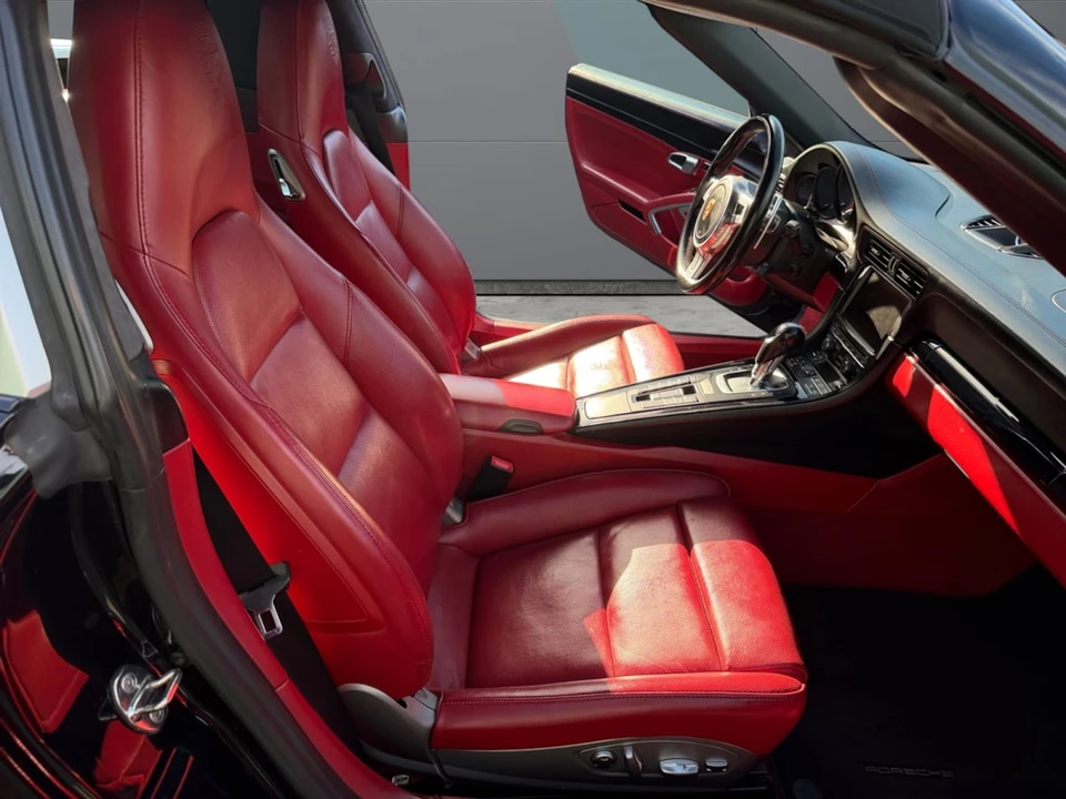 2016 Porsche 991 Carrera 4S - Image 17 of 27